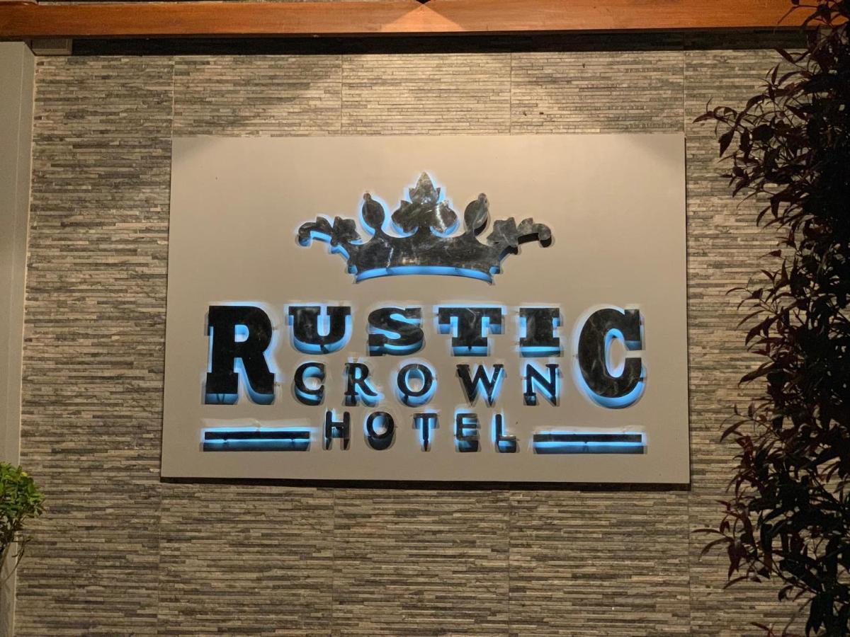 Rustic Crown Hotel Аламинос Экстерьер фото